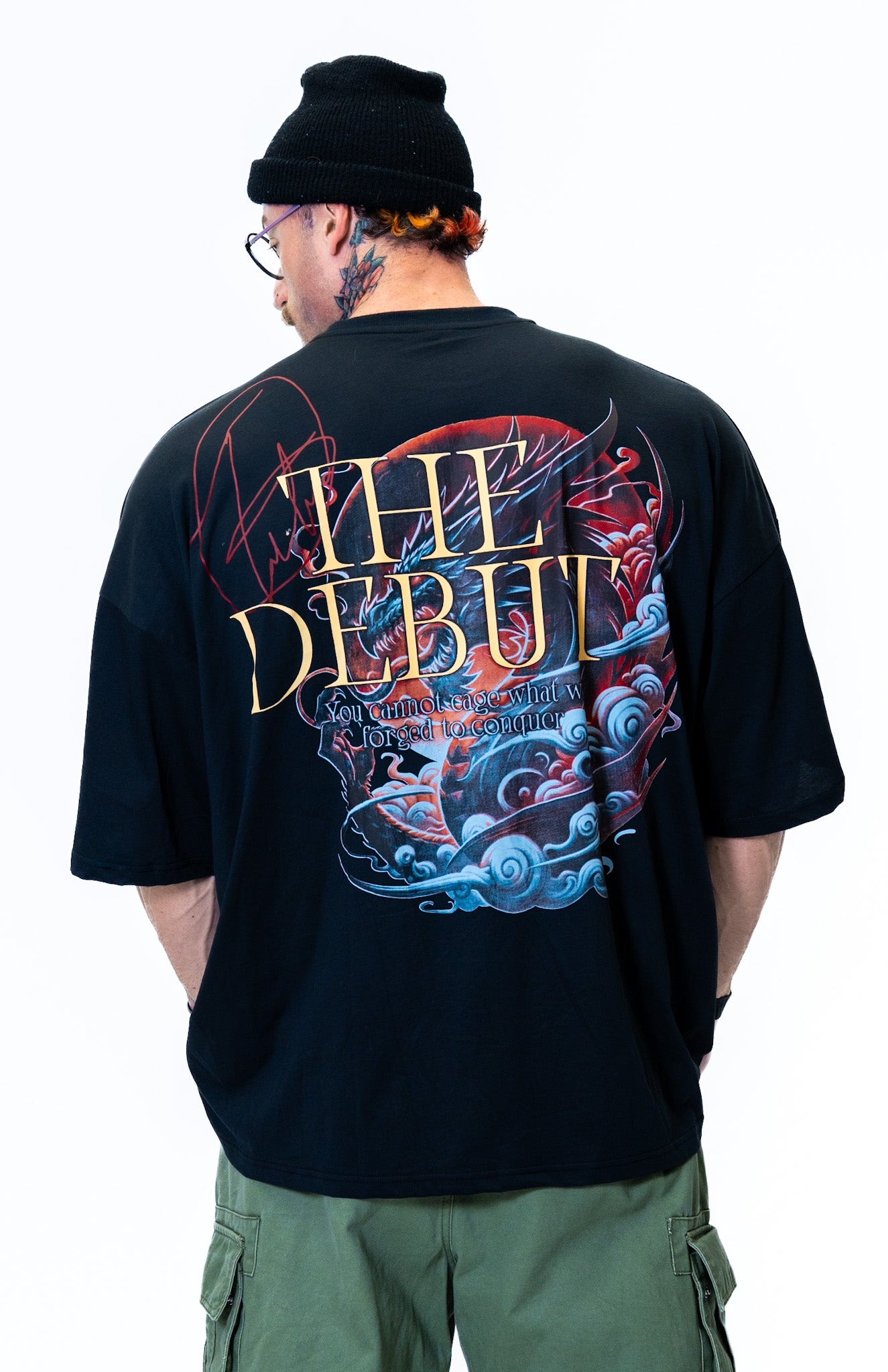 THE DEBUT TEE